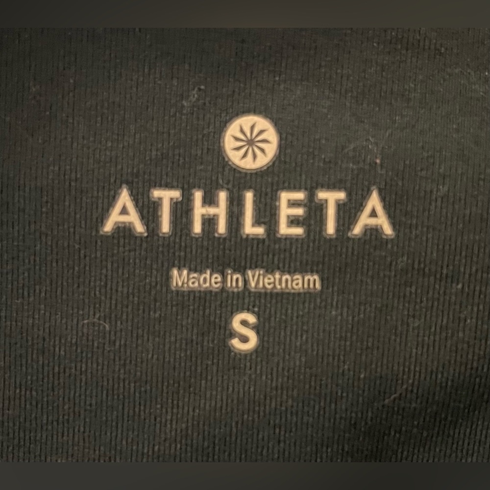 Athleta Pocket Detail Legging - Picture 5 of 5